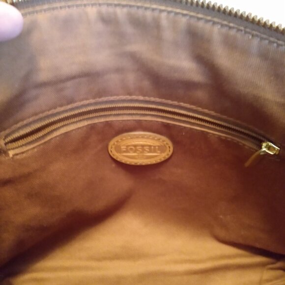 Vintage, genuine leather, fossil bag, in excellent condition 12x8x2 - Picture 8 of 16